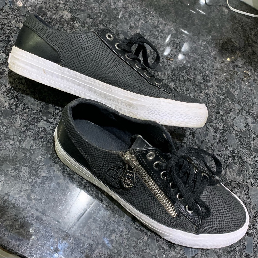 Guess Sneakers